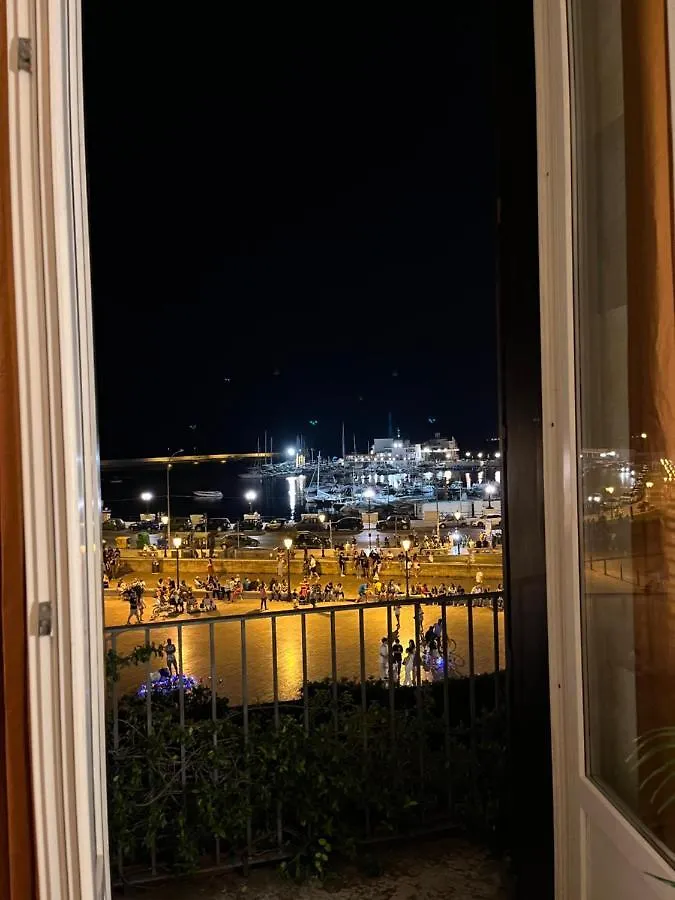Una Finestra Sul Mare باري إيطاليا